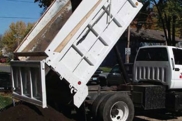 garden-dirt-transportation
